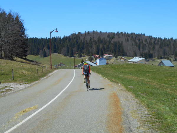 fichier 0800_0007_20170422_1325_004d436_route_apres_lajoux_franck_bancel-0.jpg