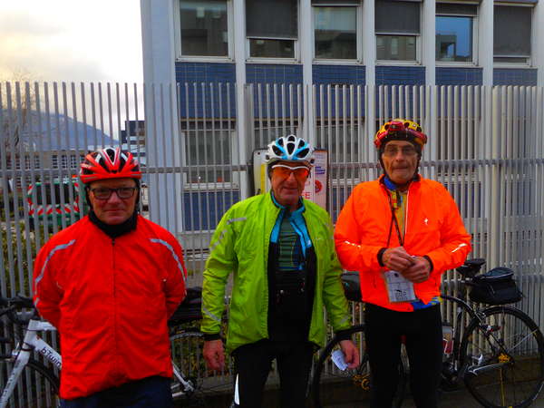 fichier 20180217_1135_20180217_1738_002brm200k_arrivee_grenoble_rene_michon_gerard_moiroud_jean-pierre_giraudier-0.jpg