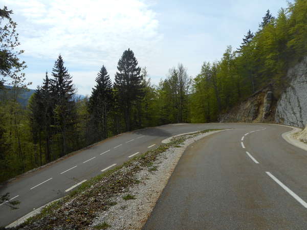 fichier 20180428_1317_001d436_route_virage_derriere-0.jpg