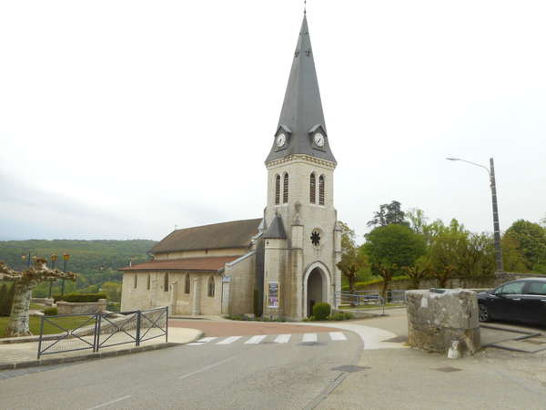 fichier 20180428_1839_cv_route_neuville_ain_eglise-0.jpg