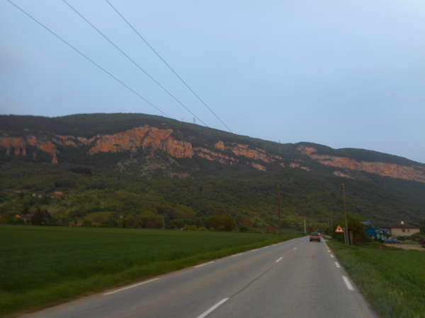 fichier 20180428_2022_002d19_route_coucher_soleil_bugey-0.jpg