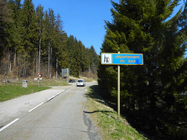 fichier 20180418_1343_001d436_route_panneau_jura-0.jpg