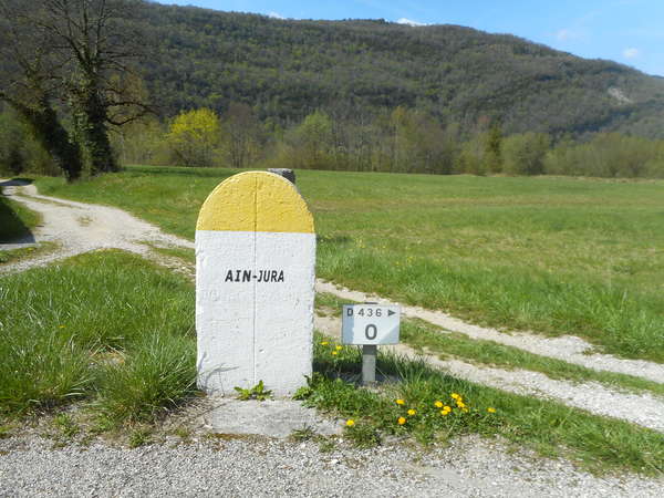 fichier 20180418_1537_d436_route_borne_ain_jura-0.jpg