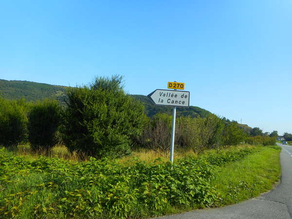 fichier 20180616_0819_001d270_route_panneau_vallee_de_la_cance-0.jpg