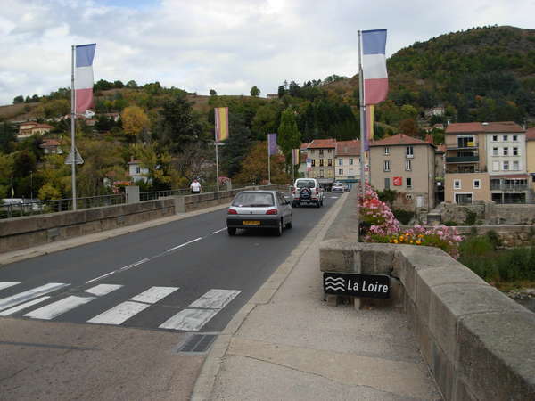 fichier 20111006_1434_d15_route_brives_charensac_pont_sur_la_loire-0.jpg