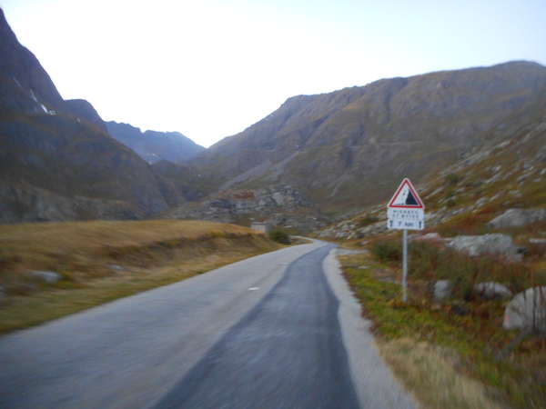 fichier 20181004_1918_d902_route_panneau-0.jpg