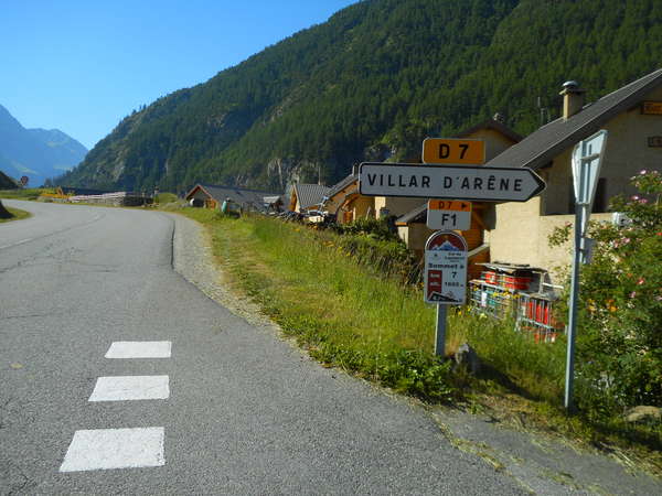 fichier 20180627_0932_002d1091_route_villar_darene_panneau-0.jpg