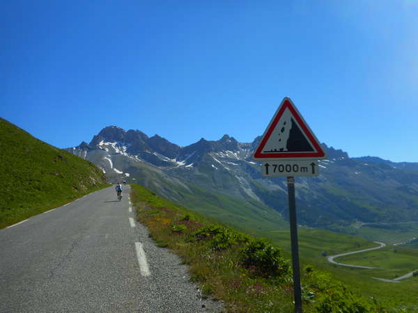 fichier 20180627_1025_001d902_route_panneau-0.jpg