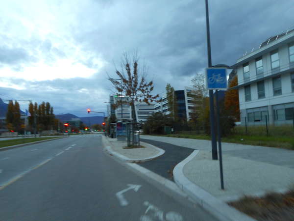 fichier 20181111_0834_001pc_route_avenue_des_martyrs-0.jpg