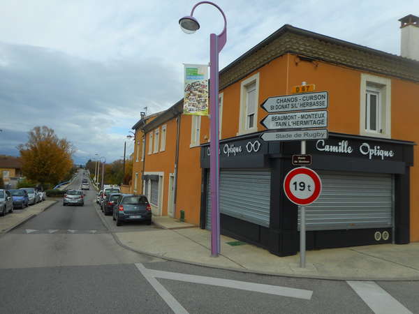 fichier 20181111_1243_d67_route_chateauneuf_sur_isere_panneau-0.jpg