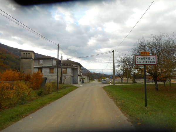 fichier 20181111_1015_d22a_route_chagneux_panneau-0.jpg