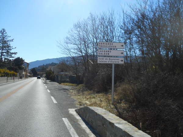fichier 20190227_1155_004d1075_route_eyguians_panneau-0.jpg
