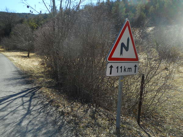 fichier 20190227_1248_102d170_route_laborel_panneau_virages-0.jpg