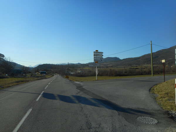 fichier 20190227_1647_002d546_route_carrefour_droite-0.jpg