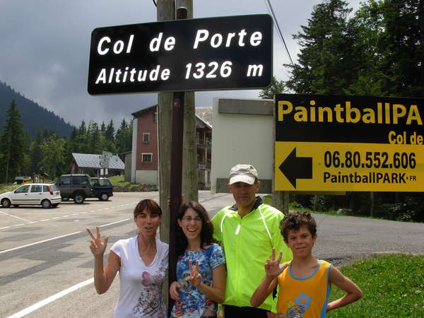 fichier 20080726_1329_d512_route_famille_doubs_col_de_porte-0.jpg