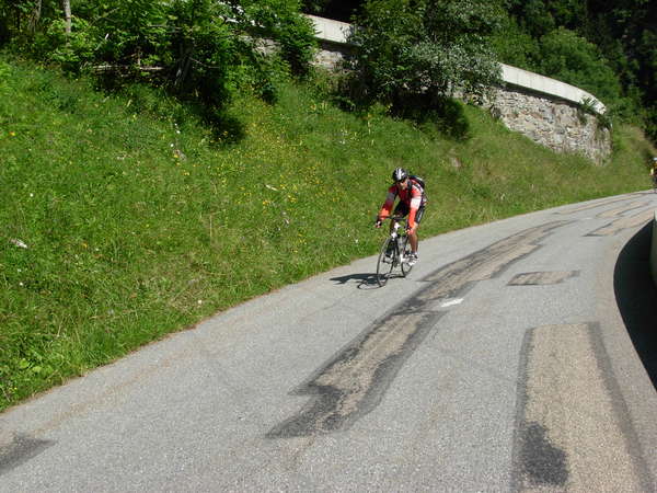 fichier 20090628_1035_001d213_route_cyclo_descente-0.jpg